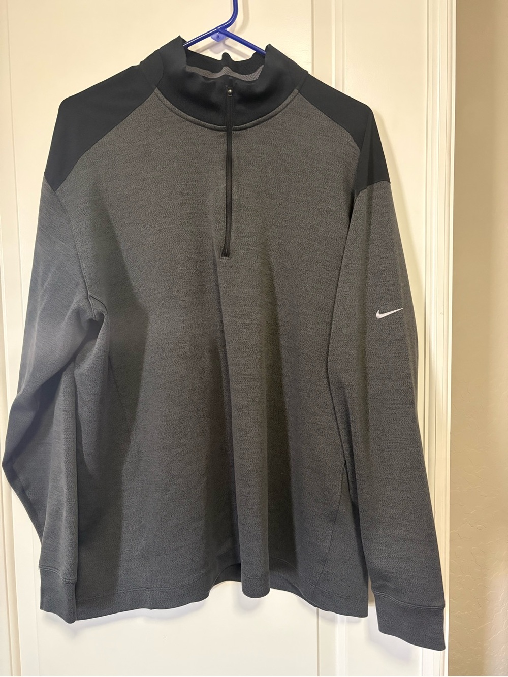 ⛳️⛳️Nike Grey & Black Quarter-Zip Pullover XXL